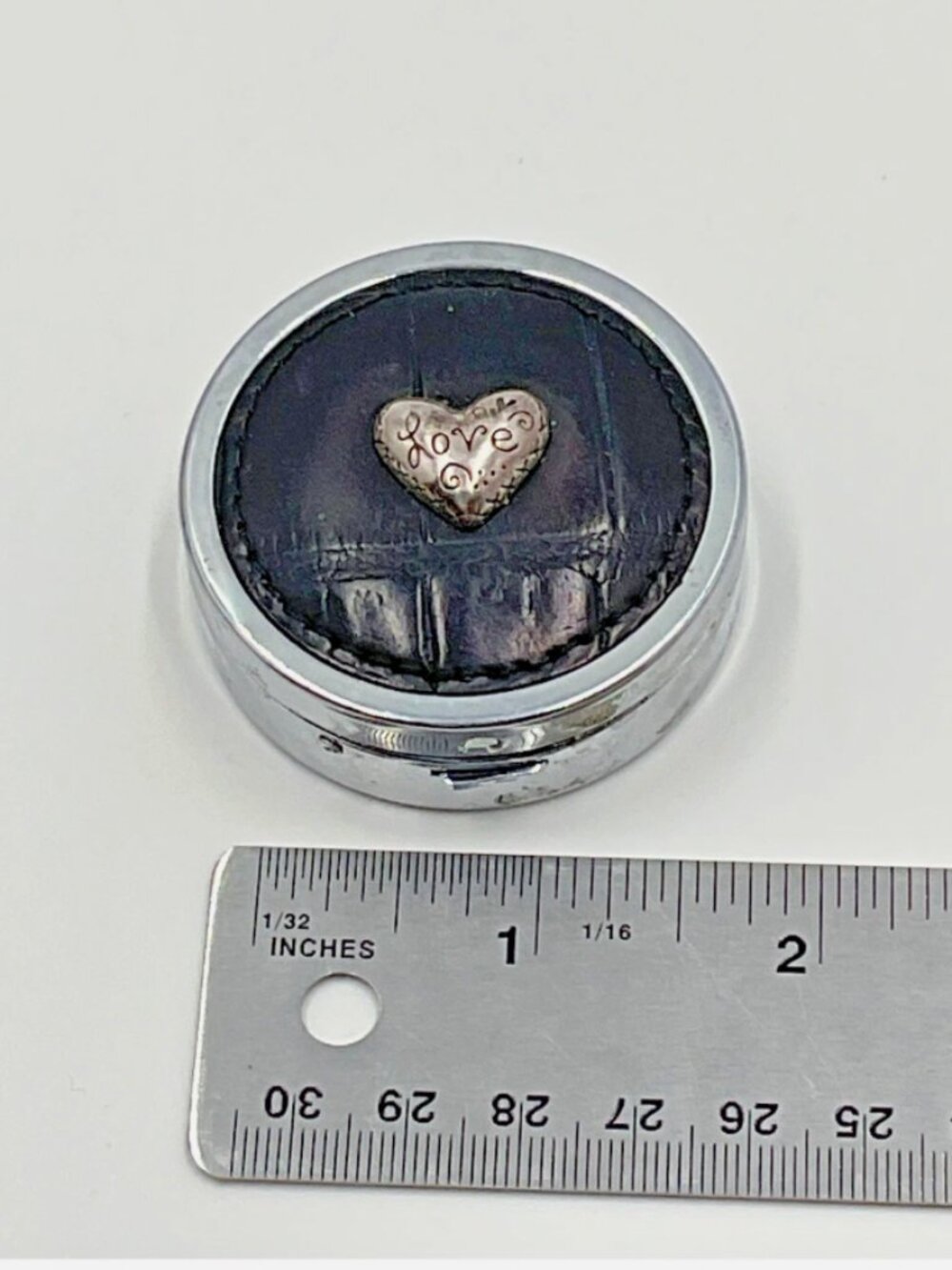 NWOT Brighton Vintage‎ Pill Box Black Faux Leather Heart Design